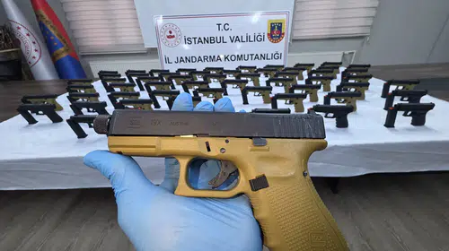İstanbul'da taksi görünümlü cephanelik: 15 milyonluk sevkiyat engellendi