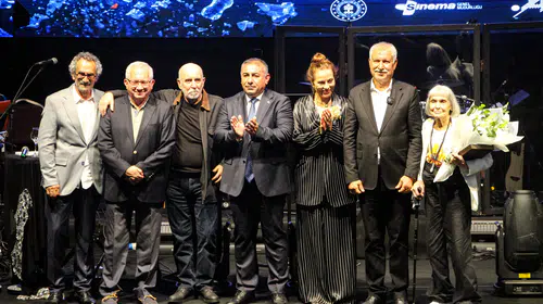 Altın Koza'da dev isimlere vefa: Emek ödülleri sahiplerini buldu