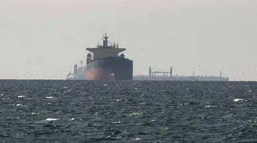 Hürmüz Boğazı'nda alarm: Ticari gemiye yönelik müdahale raporu