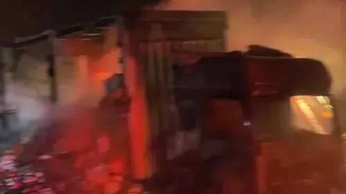 Anadolu Otoyolu'nda korku dolu anlar: Seyir halindeki TIR küle döndü