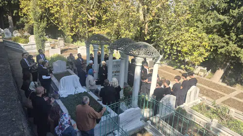 Sanat Güneşi 30. yılında Bursa'da unutulmadı: Mirası eğitime ve Mehmetçik'e can veriyor