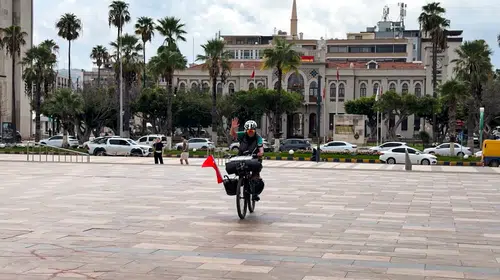 Pedallarıyla Türkiye'yi keşfediyor: 75 şehri geride bıraktı
