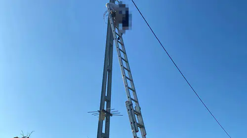 Sakarya'da elektrik ustasının acı sonu: Direkte can verdi