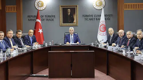 Ticaret Bakanlığı'nda kritik ihracat zirvesi: Yeni yönetimle yol haritası çizildi