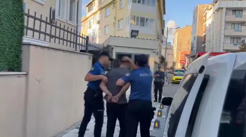 Şişli'de skandal anlar: Atatürk'e hakaret eden şüpheli gözaltına alındı
