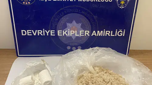 Ticari taksiyi uyuşturucu sevkiyatına çevirdiler: İki gözaltı