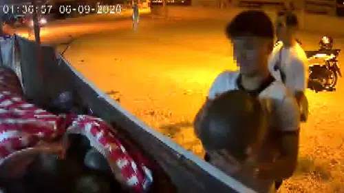 Burdur'da şaşırtan hırsızlık: Karpuz alıp helallik istediler