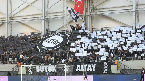 İzmir'in köklü çınarı Altay imkansızlıklara rağmen pes etmiyor