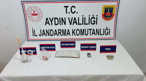 Kuşadası'nda jandarmadan zehir tacirlerine şafak baskını