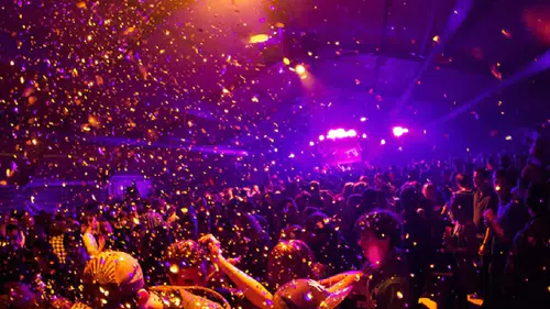 Ünlü sanatçıların yılbaşı sahne ücretleri dudak uçuklattı