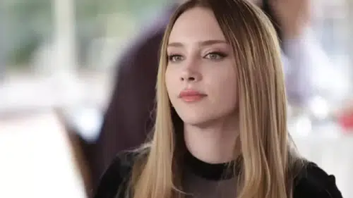 Yasemin Arı’ya tepki büyüyor: Hayal Köseoğlu’ndan sert çıkış