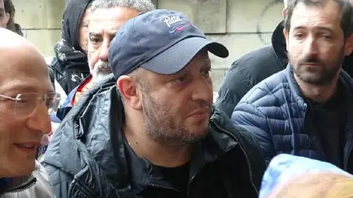 Ünlü oyuncu Serkan Keskin’in babası Vehbi Keskin hayatını kaybetti