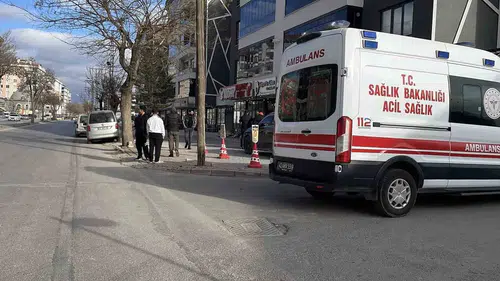 Konya'da kiracı ile dükkan sahibi kavgası kanlı bitti: Göğsünden bıçakladı!
