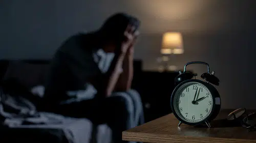 Uykusuzluk ne kadar tehlikeli? Saat saat uyku kaybının vücutta yarattığı etkiler