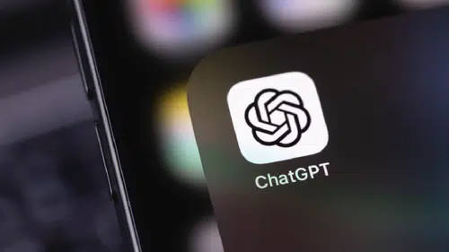 Yapay zekada sınırlar tartışması: ChatGPT cinsel sohbetlere izin verecek mi?