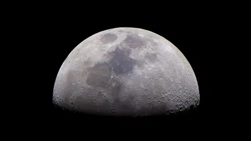 Çin Ay’da iki yeni mineral keşfetti