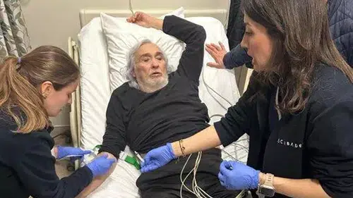 Müjdat Gezen sahnede tartışma sonrası hastaneye kaldırıldı