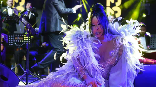 Bülent Ersoy “Gırgıriye Müzikali”nden ayrıldı iddiası: “Beni azat et dedim, anlayışla karşılandı”