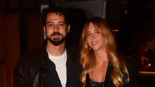 Ünlü oyuncu Mert Yazıcıoğlu'nun gizemli aşkı ilk kez görüntülendi