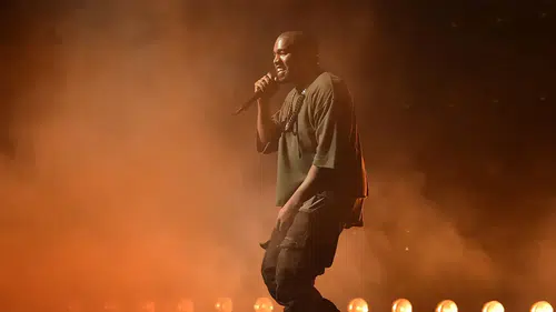 Kanye West İstanbul konseri için geri sayım başladı: 120 bin kişilik katılım bekleniyor