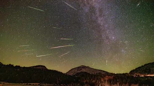 Perseid meteor yağmuru için geri sayım: Türkiye'den izlenecek mi?