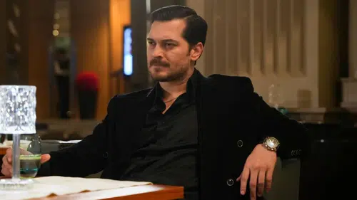 Çağatay Ulusoy'un tatil görüntüsü çok konuşuldu: Son hali şaşırttı