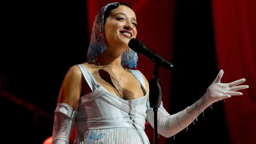 Melike Şahin doğuma günler kala son halini paylaştı: Hamilelik pozlarına beğeni yağdı