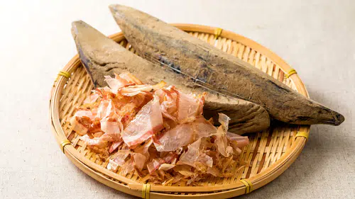 Dünyanın en sert gıdası Katsuobushi: Taş gibi oluyor, bıçak bile kesemiyor