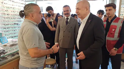 Ümit Özdağ'dan fon vurgusu: Buzdağının altındaki gerçekler henüz açığa çıkmadı