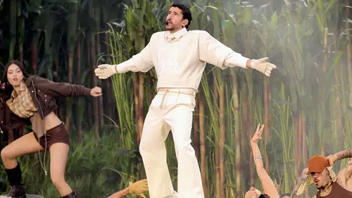 Super Bowl sahnesinde ezber bozan hamle: Bad Bunny ve Zara işbirliğinin perde arkası