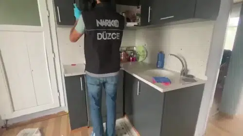 Düzce’de narkotik operasyonlarında 3 tutuklama