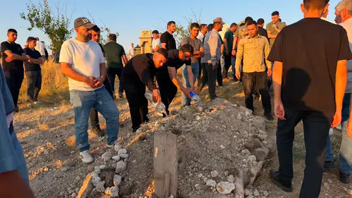 Kayseri'deki kazada yaşamını yitiren baba ve oğlu defnedildi