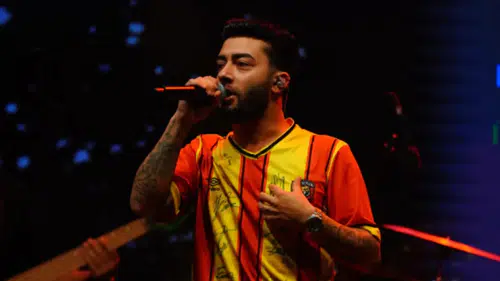Kurtuluş Kuş'un Malatya konserinde gergin anlar: Sahneyi terk edince ortalık karıştı