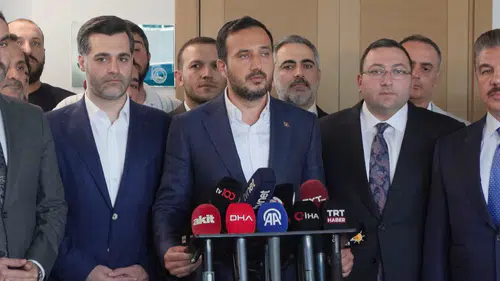 Üsküdar'da belediye başkan vekilliği düğümü çözüldü: Dündar Ziya Gültekin dönemi başlıyor