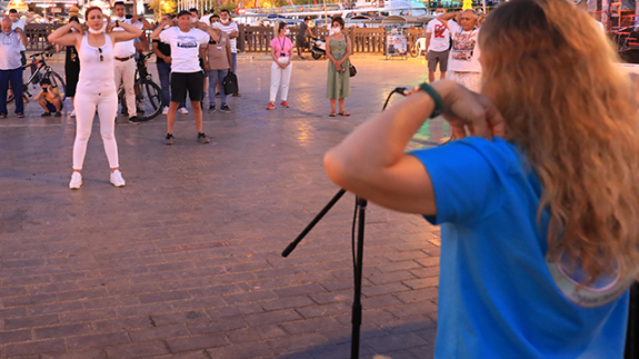 Marmaris'te Dünya Değişim Günü'nde nefes çalışması yapıldı