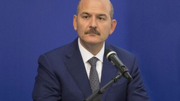 Soylu'dan gazeteciye: Siyasete alet olmayın!