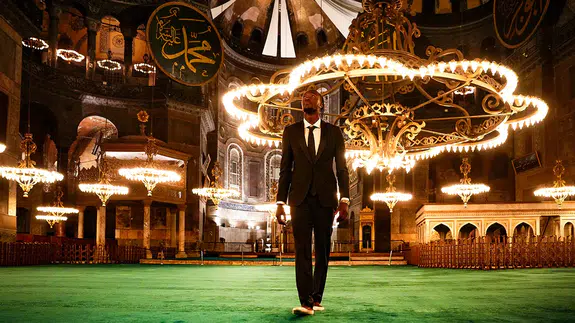 Beşiktaş'ın yeni yıldız golcüsü Tammy Abraham'dan Ayasofya Camii ziyareti