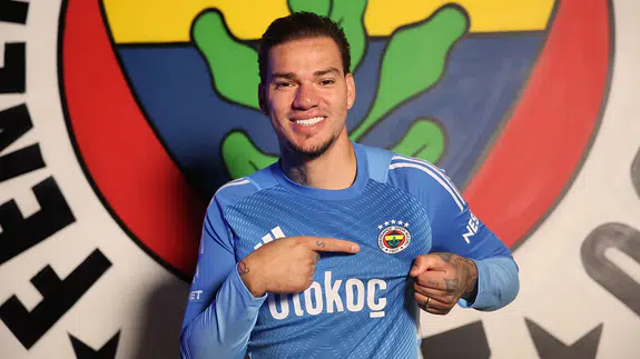 Dünyaca ünlü kaleci Ederson, Fenerbahçe'ye imza attı!