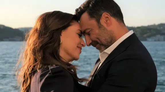 Kızılcık Şerbeti'nin Kıvılcım'ı Evrim Alasya açıkladı: Partnerimden mobbing görüyorum