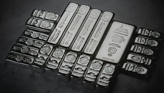 Analistler gümüş için tarih verdi: Jeopolitik risklerin gölgesinde yeni rekor beklentisi