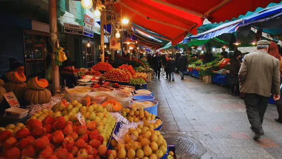 TÜRK-İŞ Nisan 2026 verilerini açıkladı: Açlık sınırı 35 bin TL sınırına dayandı