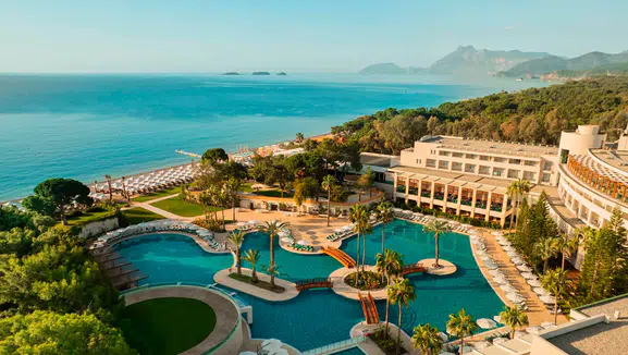 Financial Times: Orta Doğu'daki savaş sahil turizmini vurdu, Antalya ve Muğla'da otel fiyatları düştü