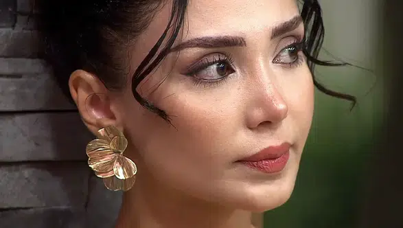 Kısmetse Olur yarışmacısı Perinaz Şiri estetik sonrası gündemde: “Kendine bunu neden yaptın?”