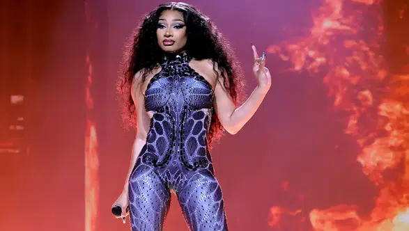 Megan Thee Stallion, Broadway sahnesinde fenalaştı: Hastaneye kaldırıldı