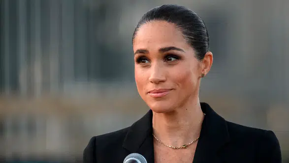Meghan Markle'ın oyunculuğa dönüş planı İngiltere'deki tepkiler üzerine iptal edildi