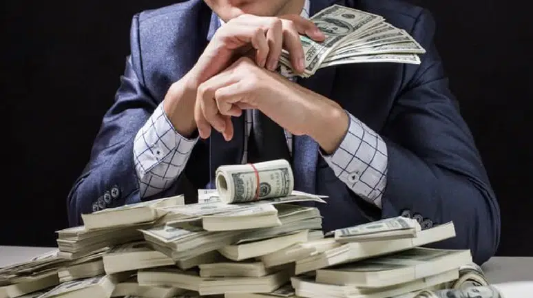 Zenginlik tesadüf değil: Serveti asıl belirleyen kişilik özellikleri açıklandı