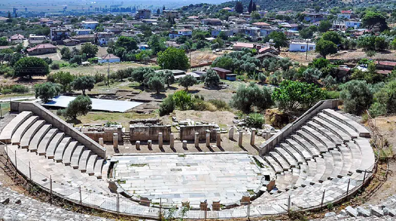 Metropolis’te 2 bin yıllık keşif: Helenistik tanrıça başı gün yüzüne çıktı