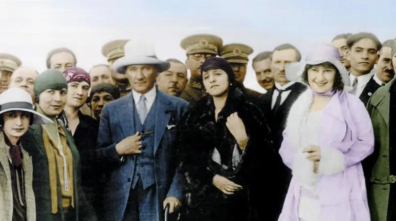 5 Aralık 1934’te tarihi adım: Türk kadınlarına seçme ve seçilme hakkı nasıl verildi?