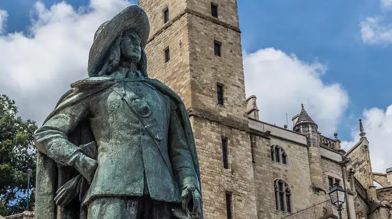 Üç Silahşörler’in gerçek kahramanı d’Artagnan’ın mezarı Hollanda’da bulunmuş olabilir