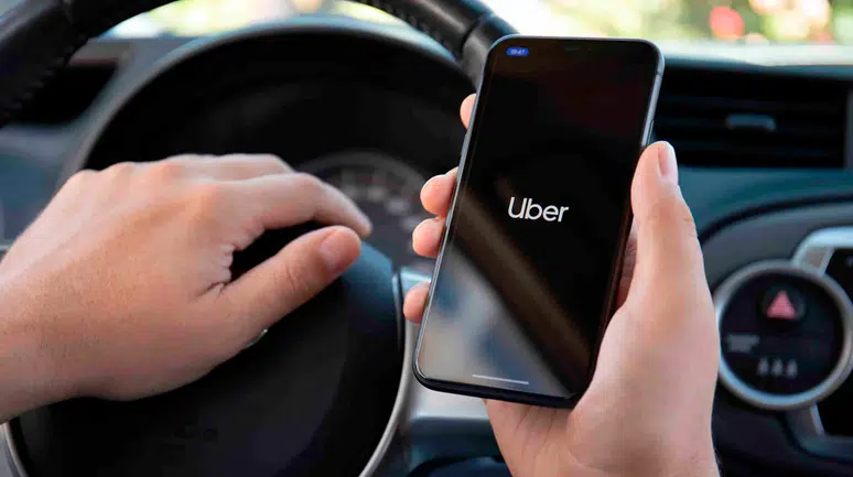 Şehir içi ulaşım dönüşüyor: Uber 2028’de robotaksi seferlerini başlatıyor